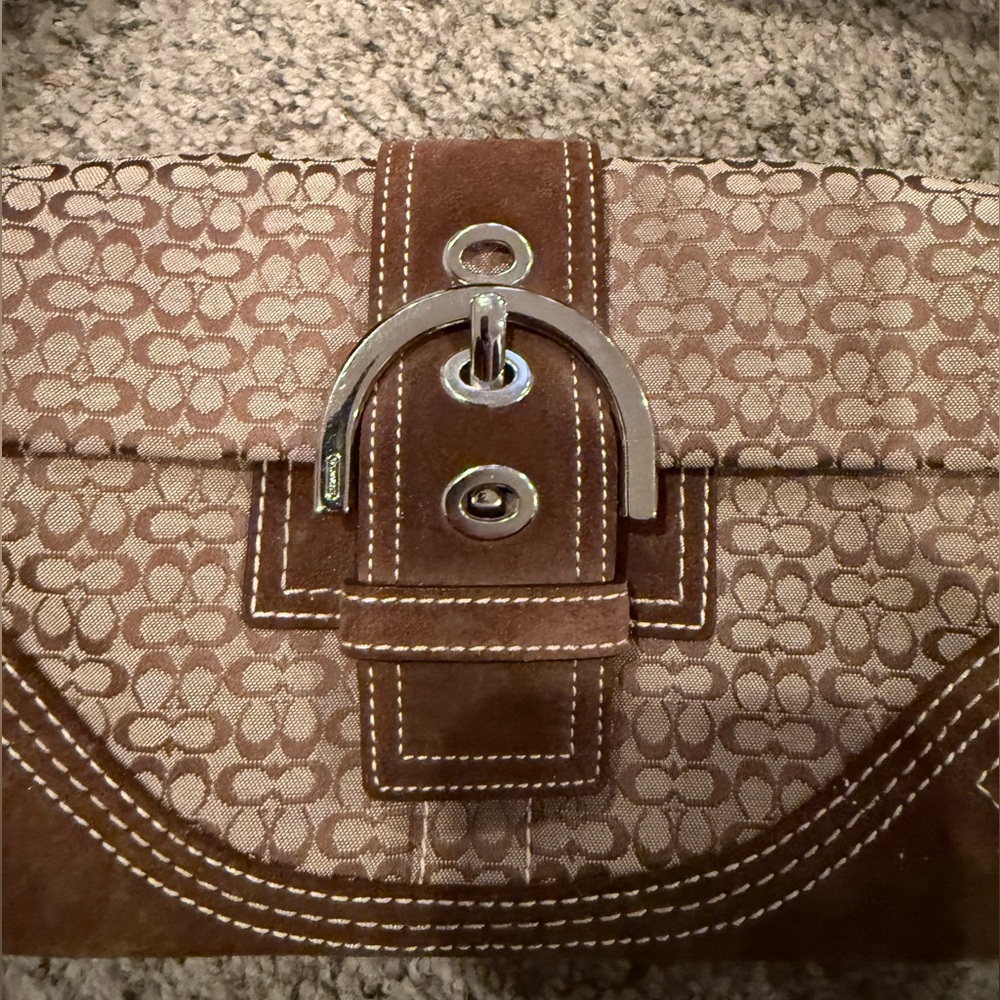 Coach Vintage Y2K Soho Signature Bag - Picture 2 of 11